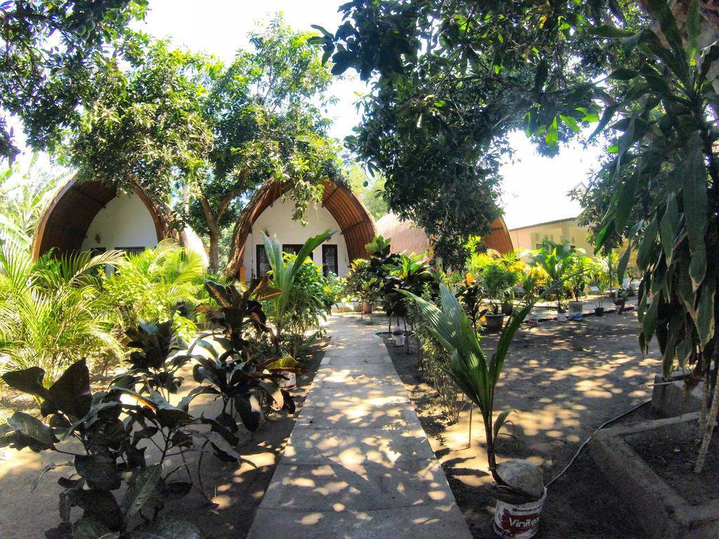 Ina Gili Guesthouse Νησιά Γκίλι Εξωτερικό φωτογραφία