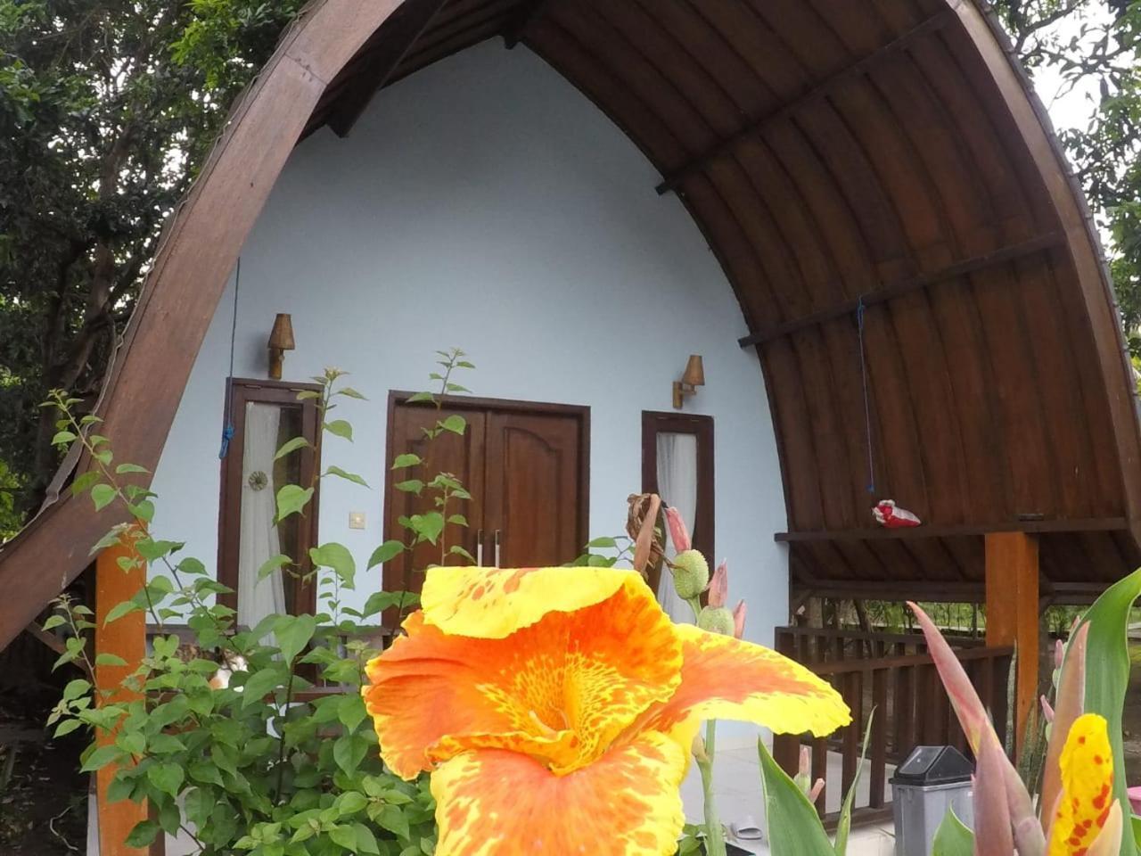 Ina Gili Guesthouse Νησιά Γκίλι Εξωτερικό φωτογραφία